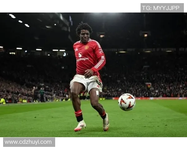 曼联足球明星的魅力瞬间尽在这部精彩写真视频中展现无遗 曼联足球明星的魅力瞬间尽在这部精彩写真视频中展现无遗