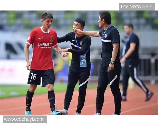 赛后分析:广州篮球队与成都篮球队的战术灵活性对比与启示 赛后分析:广州篮球队与成都篮球队的战术灵活性对比与启示