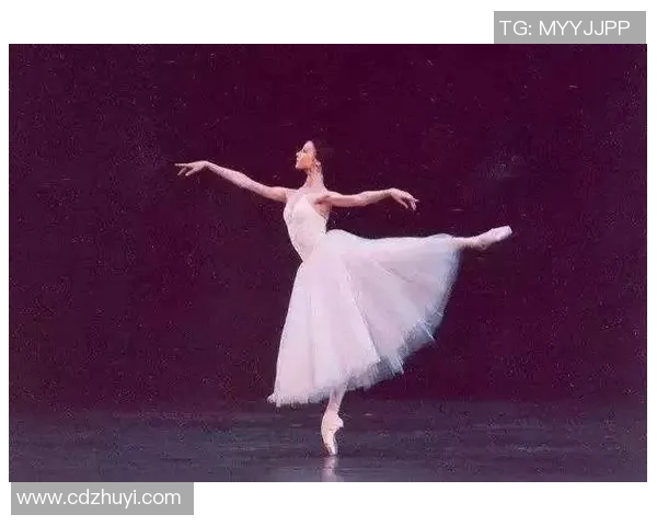 足球明星妻子热舞视频引发热议网友纷纷点赞称赞舞姿优雅