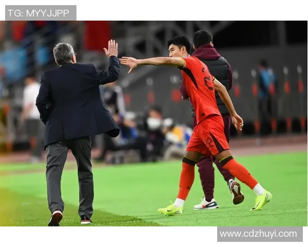 热爱跑步的足球明星们如何通过长跑提升比赛表现与体能素质